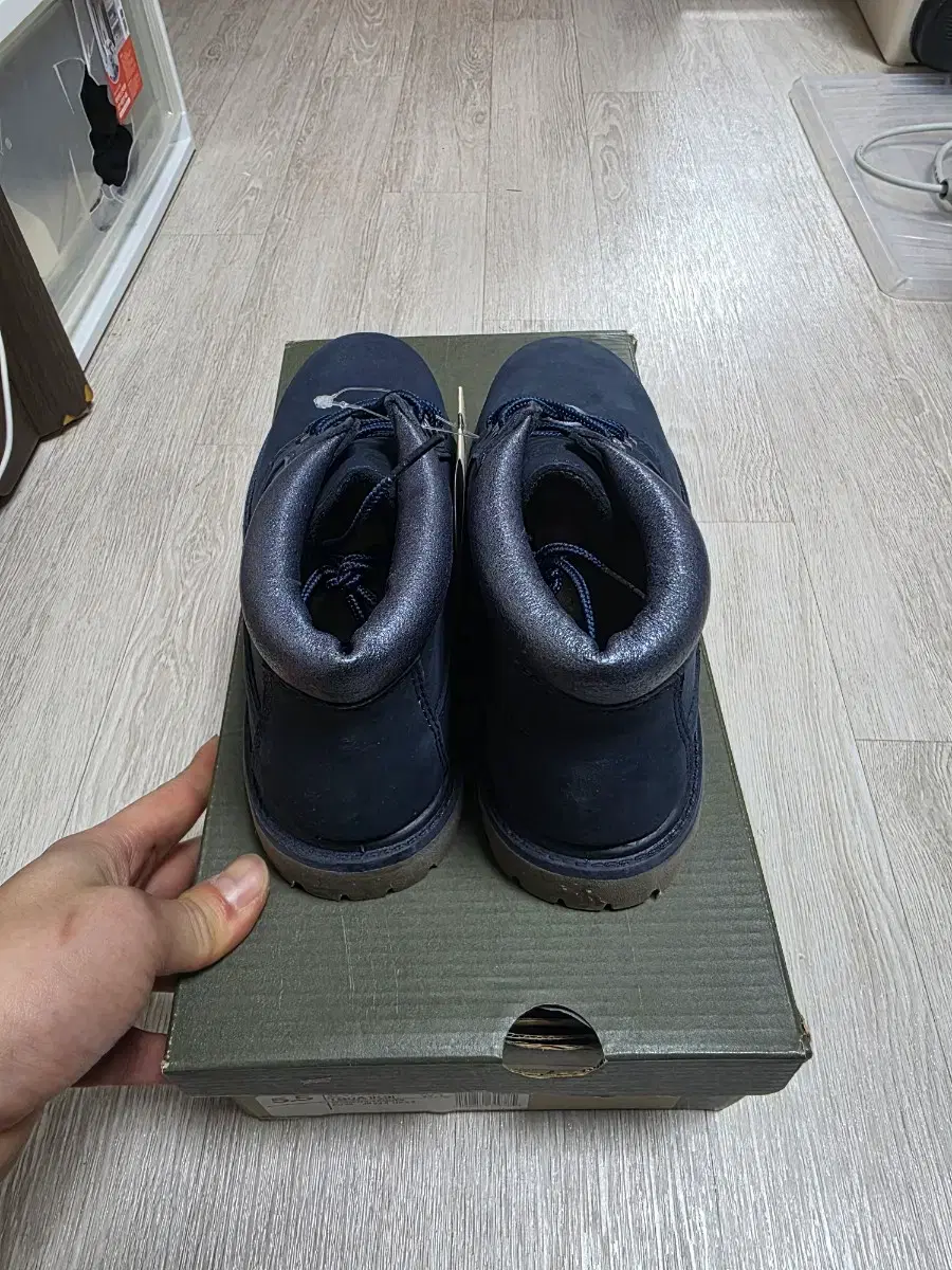 thumbnail-4